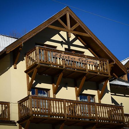 シェンナ Zlote Gory - Czarna Gora Bed & Breakfast エクステリア 写真