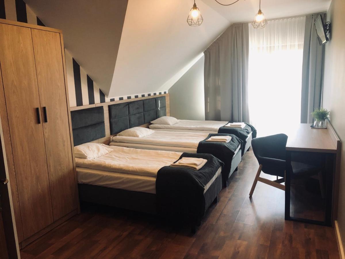 シェンナ Zlote Gory - Czarna Gora Bed & Breakfast エクステリア 写真